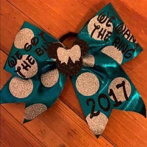The summit 2017 cheer bow